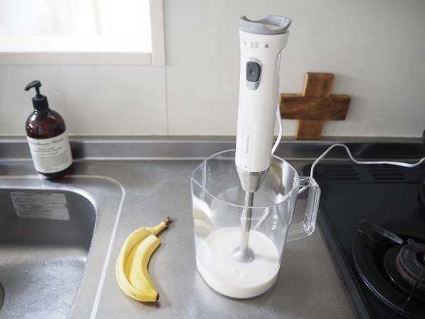 料理の幅がグッと広がる！1台3役のレコルトハンディブレンダー スリムプラスって？[PR]