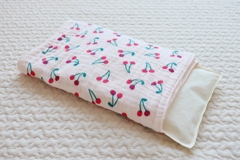 持ち運びも便利な「かさばらないガーゼタオル」　人気インスタグラマーさんの愛用レポ