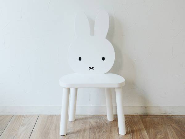 【予約販売】遊びの時間を特別に。ミッフィーの北欧キッズ家具登場！[PR]