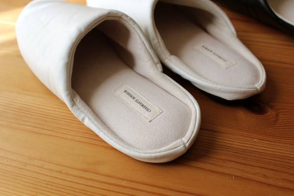 素足でペタペタはもう卒業。やっと定着したわが家のスリッパ生活[PR]