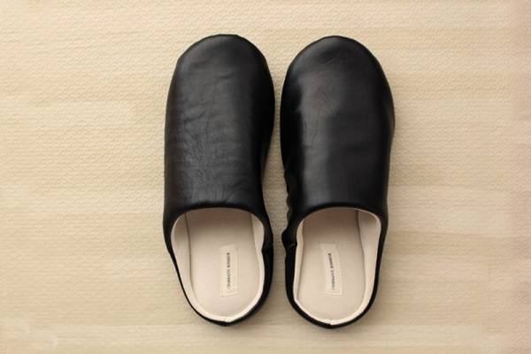 素足でペタペタはもう卒業。やっと定着したわが家のスリッパ生活[PR]