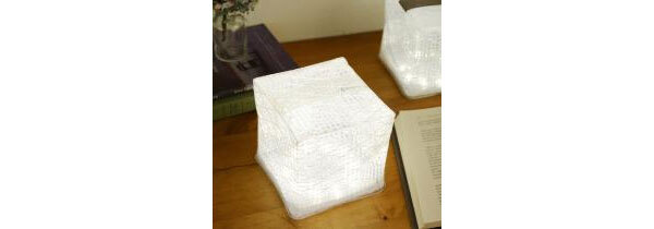 日常使いできる防災アイテム！ コンパクトなソーラーエコライト