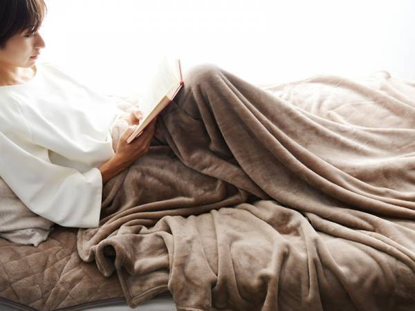 新旧の違いにビックリ！わが家にとって2度目の「伝説の毛布」[PR]