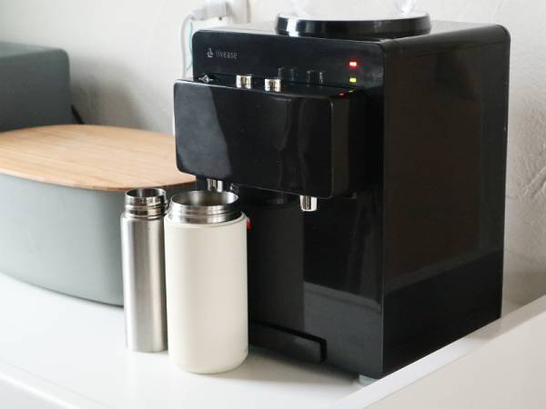 市販のペットボトルで気軽に叶う！憧れのウォーターサーバー生活[PR]