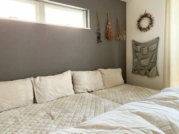 あの「伝説の毛布」からボックスシーツ型が新登場！この冬、無敵なベッドルームを。[PR]