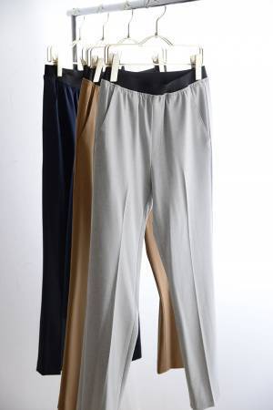 冬のお仕事ボトムはこれ！すっきり見え蓄熱パンツ[PR]