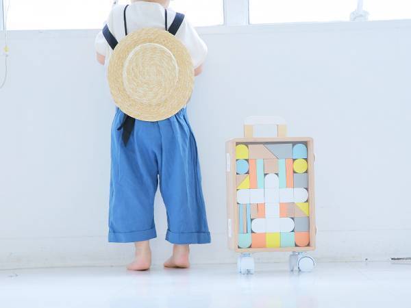 ママスタッフが実生活で選んだクリスマスプレゼントはコレ！【1〜3歳向け】[PR]