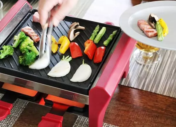 チーズとろ〜りが叶う「おうちラクレットメーカー」、今年はピザも楽しめます!