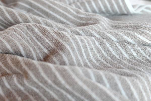 本当に白くなる？話題の“クリーニング屋さんの洗剤”使ってみました[PR]