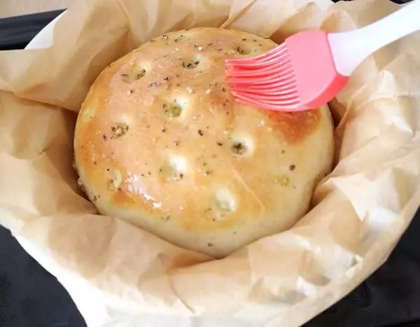 HBで簡単!野田琺瑯ココナベで焼く「まんまるフォッカッチャ」