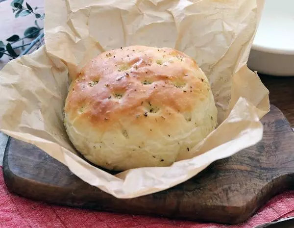 HBで簡単!野田琺瑯ココナベで焼く「まんまるフォッカッチャ」