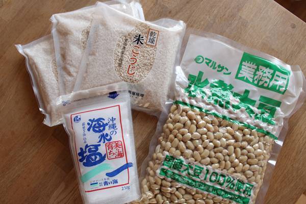 はじめて【味噌づくり】に挑戦！　初心者がキットで作ってみた感想は…？