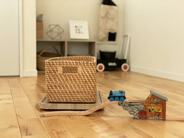 重たい家電や荷物をスイスイ〜ッ！暮らしに馴染むおしゃれな木目調の「Treno平台車」[PR]