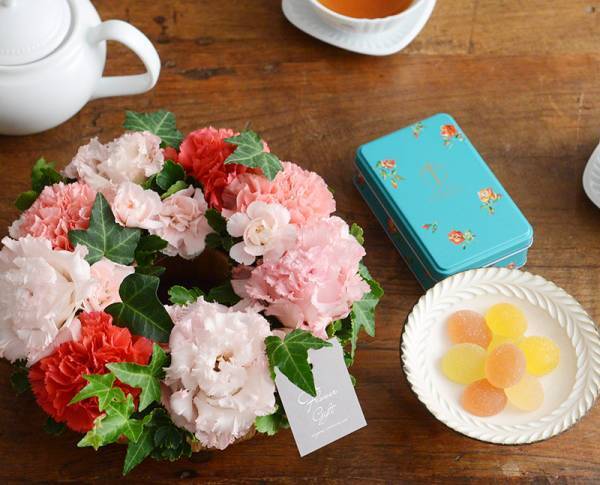 【2020最新版】母の日プレゼントどう選ぶ？お母さんを笑顔にする洗練フラワーギフト[PR]