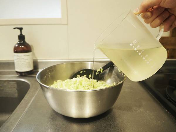 日々の料理から離乳食づくりまで。家族が安心して食べられる自家製出汁が作れるだしポット[PR]