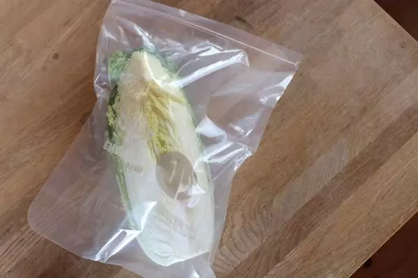 驚くほど鮮度がキープできる保存バッグ。半信半疑で試してみました!