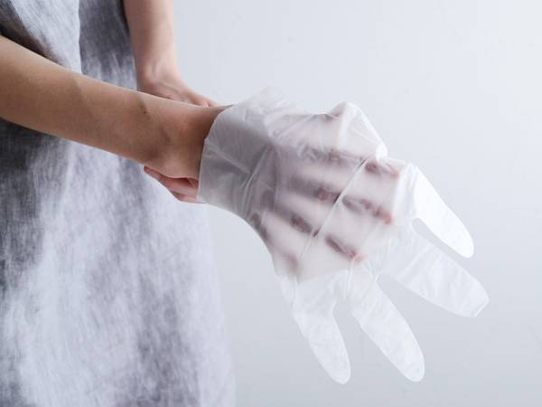 手洗いは何より大事だけど…洗い過ぎでガサガサになってませんか？ハンドマスクで目指せ！マイナス２歳手肌[PR]