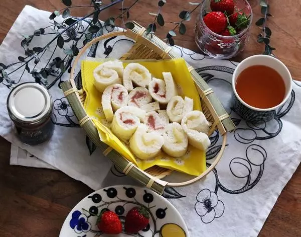 こんな時こそ、おうち時間を楽しもう〜いちごバターとパンで気軽におうちカフェ