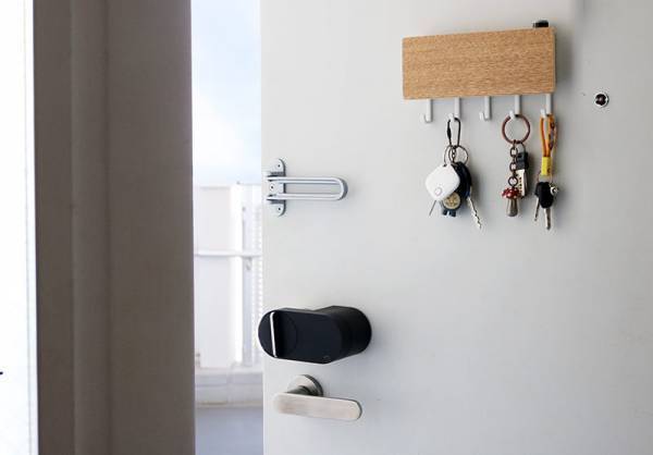 あ、鍵がない！？そんな悩みにさよなら！定位置化＆スマホ管理で鍵の迷子がゼロに[PR]