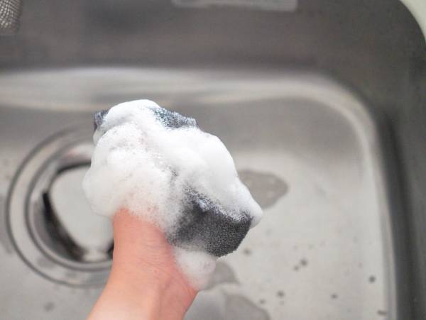 スポンジ迷子はこれで解決！ 【へたりにくいキッチンスポンジ】レポ