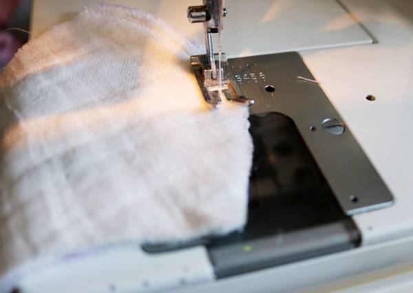 ふんわり4重ガーゼタオルで作る、子ども用マスク[PR]