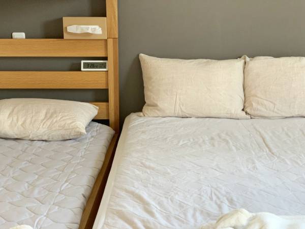 お手入れしやすい！ 人気の敷きパッドで夏のベッドルームを快適に