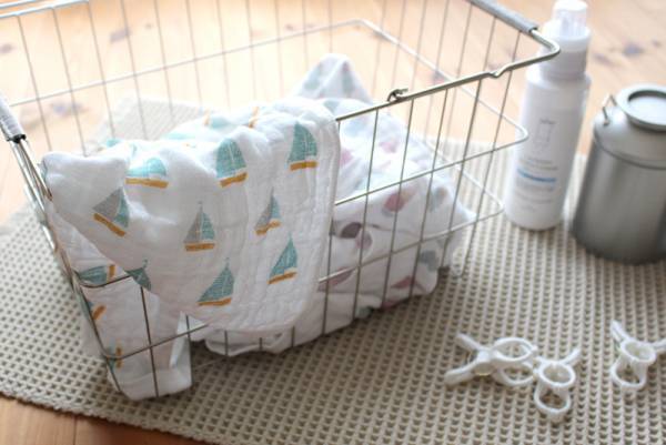 子どもに優しく、ママはラク家事。子育ての味方「ふんわり4重ガーゼタオル」[PR]