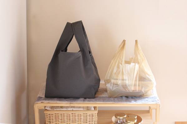 【レジ袋有料化】これからの買い物の必需品、お惣菜がズレにくいエコバッグ[PR]