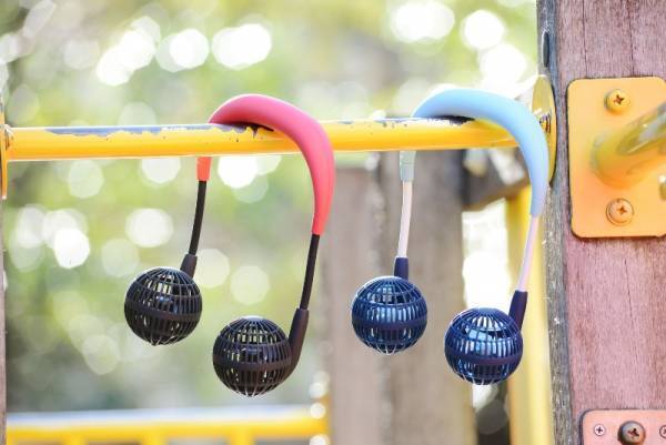 チラッと二度見される♪選べるハンディ扇風機特集でビューンと涼しく。[PR]