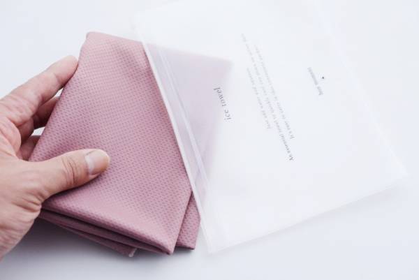 本当にキーーンと冷えて驚く、この夏「アイスタオル」が手放せなくなる！[PR]