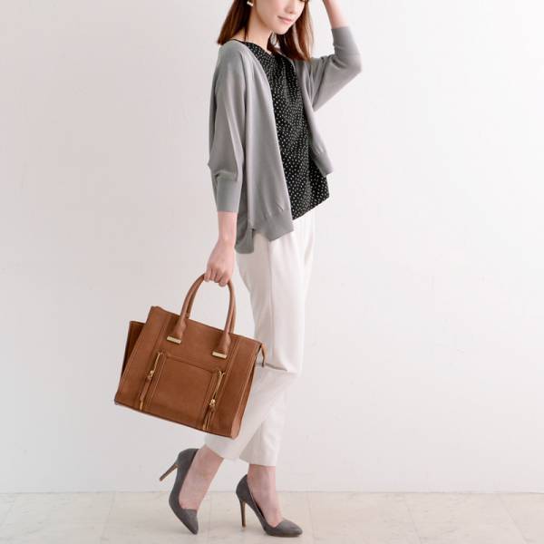 「ただ隠す」だけじゃだめ！真夏の二の腕露出問題、解決コーディネート5選[PR]