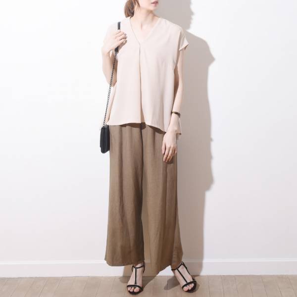 今年選ぶならこのワイドパンツ！低身長さんもOKな着こなしコーディネート６選[PR]