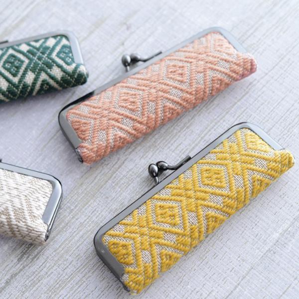 手仕事から生まれる優しい温かみ、北欧ライクな東北の民芸品「こぎん刺し」の魅力[PR]