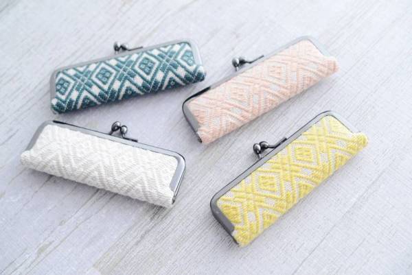 手仕事から生まれる優しい温かみ、北欧ライクな東北の民芸品「こぎん刺し」の魅力[PR]