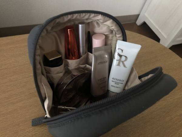 片付け下手が試してみました、マスカラも立て入れ！？「収納上手になれるポーチ」[PR]