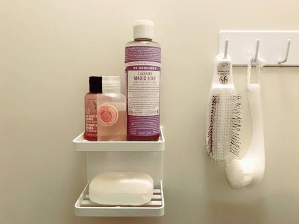 お風呂グッズは浮かせる時代！ towerのマグネットアイテムでぬめりカビの悩みからさよなら