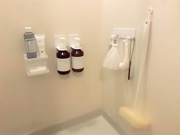 お風呂グッズは浮かせる時代！ towerのマグネットアイテムでぬめりカビの悩みからさよなら