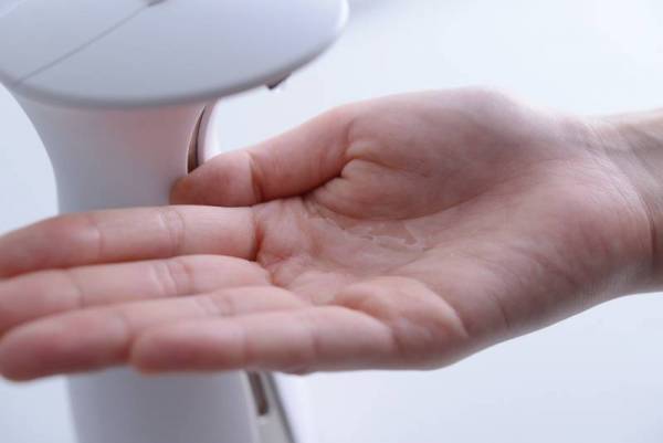 今売れている「ノータッチ除菌」洗練デザインをお探しの方必見！[PR]