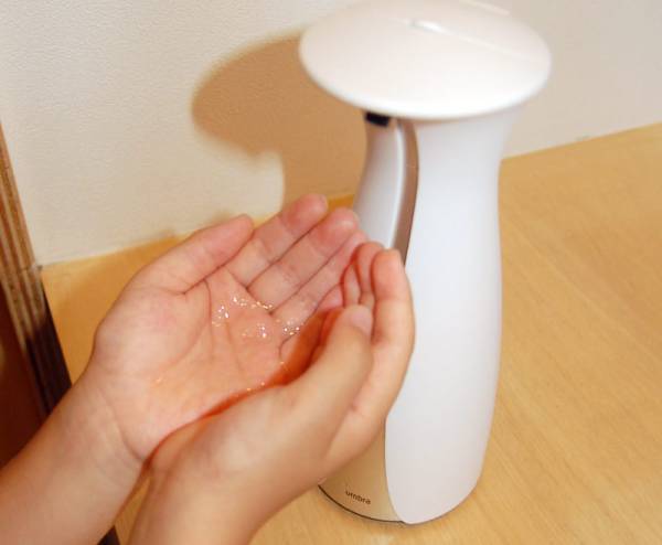 今売れている「ノータッチ除菌」洗練デザインをお探しの方必見！[PR]