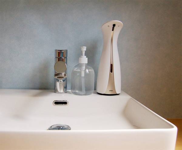 今売れている「ノータッチ除菌」洗練デザインをお探しの方必見！[PR]