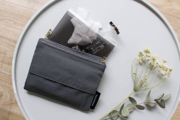 新しい生活様式「お出かけバッグの中身」必需品5選[PR]