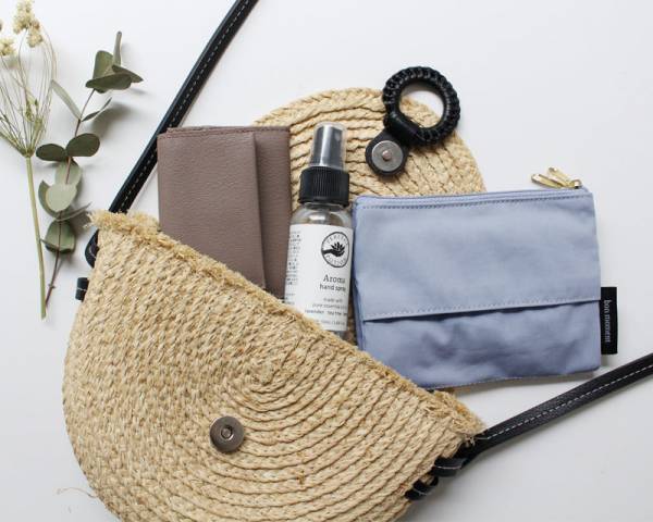 新しい生活様式「お出かけバッグの中身」必需品5選[PR]