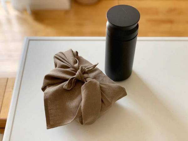 リネンで装うインテリア。気軽に模様替えを楽しもう。[PR]