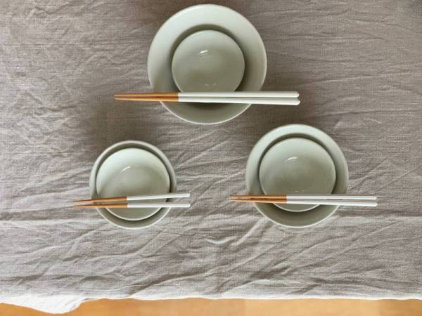 わが家のお箸の決定版、見つけた！家族みんなでおそろいができる「八角箸」。[PR]