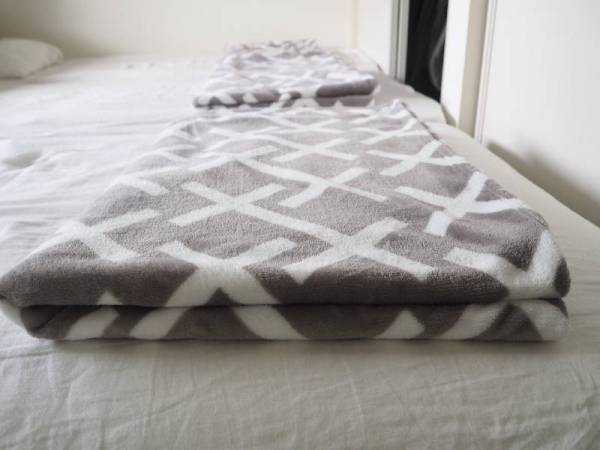 今年は北欧ライクな総柄デザインが仲間入り！「伝説の毛布」で秋冬じたくをはじめよう。[PR]