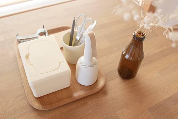 がんばらない掃除を習慣化。親子で取り合う小型クリーナー「バキューミ」[PR]