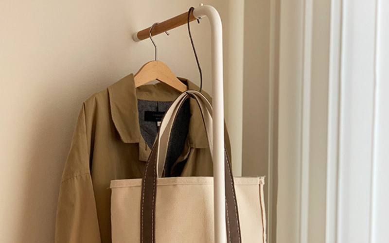 コートの置き場所どうしてる 家中どこでも使えるコートハンガーが人気 ママアイテム ウーマンエキサイト コートの置き場所どうしてる 家中どこでも使えるコートハンガーが人気 ママアイテム ウーマンエキサイト