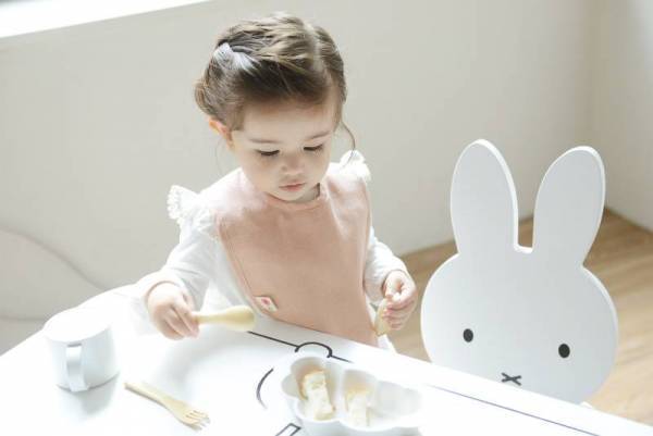 可愛くて実用的！「かわいい〜！」が聞こえる、女の子向け出産祝いアイテム[PR]