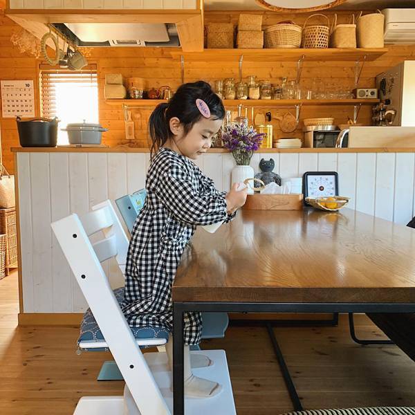 「消しカスどうにかしてー！」のプチストレスは、バキューミ卓上クリーナーで解決！