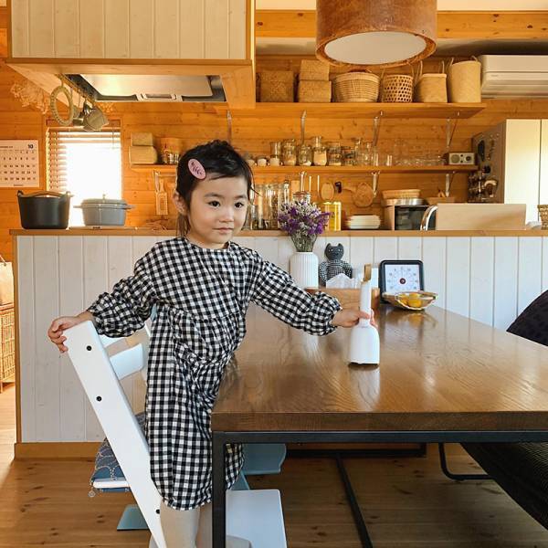 「消しカスどうにかしてー！」のプチストレスは、バキューミ卓上クリーナーで解決！